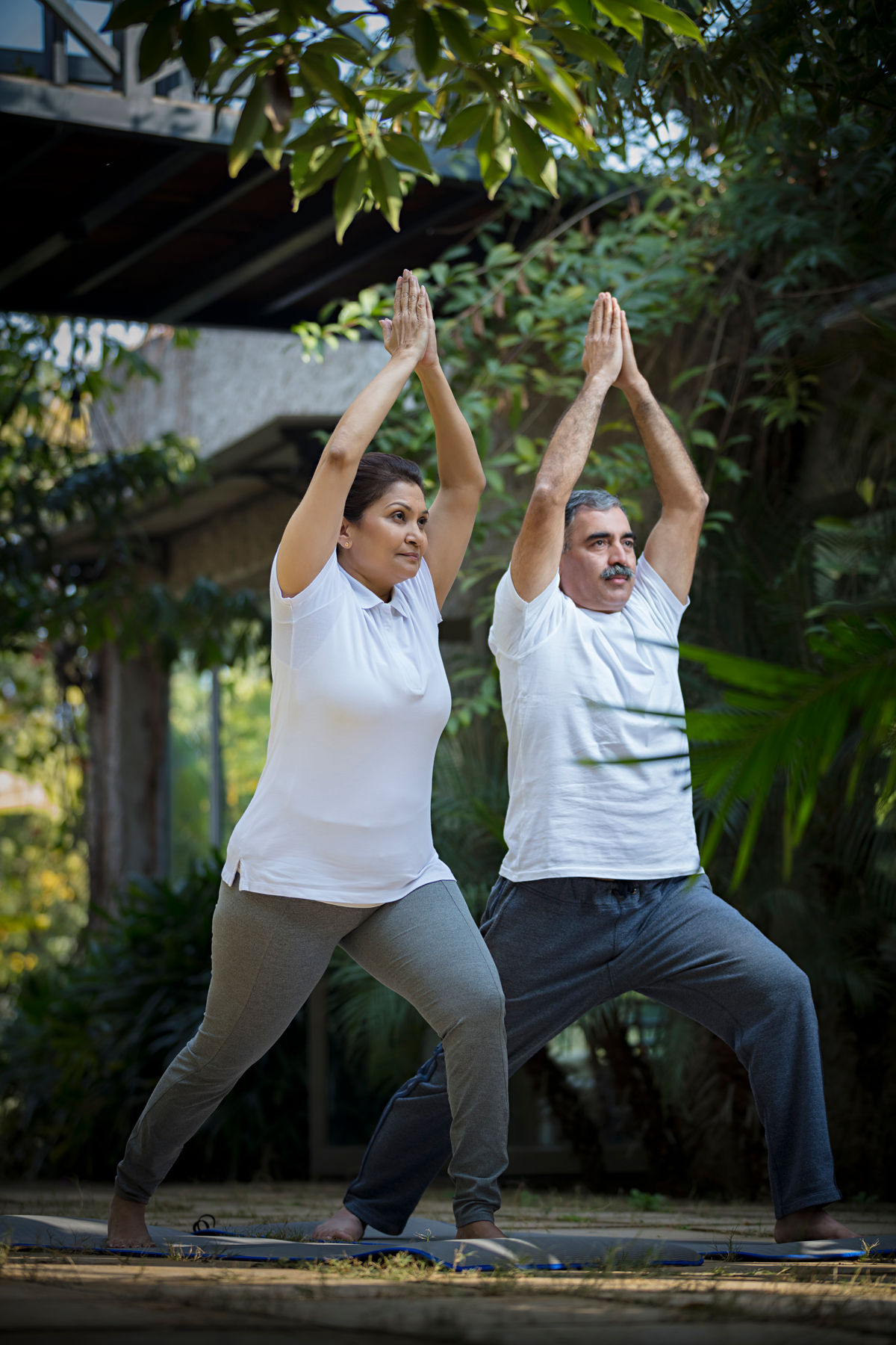  Senior Citizen's Day 2023: 5 Yoga Poses to Relieve Joint Pain